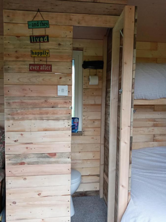 Orchard Meadow Shepherd Huts Leek-Buxton-Ashbourne Upper Elkstone Bagian luar foto