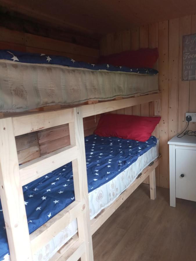 Orchard Meadow Shepherd Huts Leek-Buxton-Ashbourne Upper Elkstone Bagian luar foto