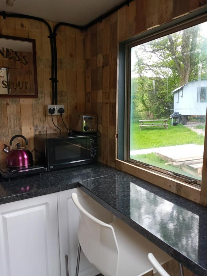 Orchard Meadow Shepherd Huts Leek-Buxton-Ashbourne Upper Elkstone Bagian luar foto